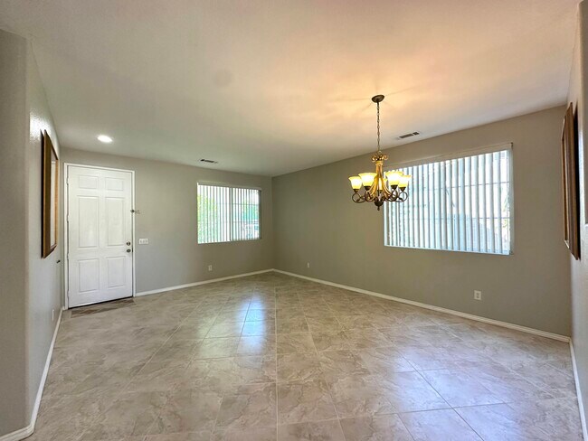 Building Photo - 47510 Stetson Ct