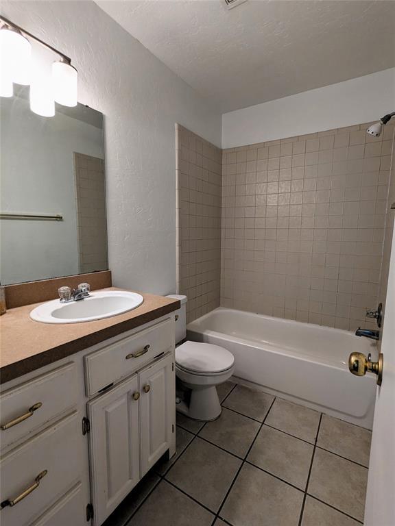 Building Photo - 420 W Comanche St