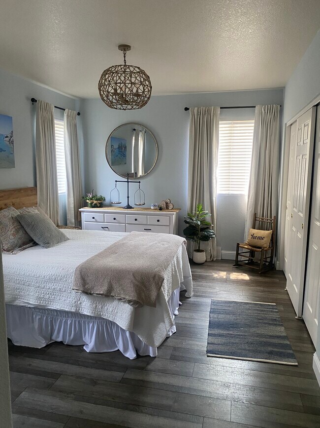Primary Bedroom - 7200 Ishi Point Ct