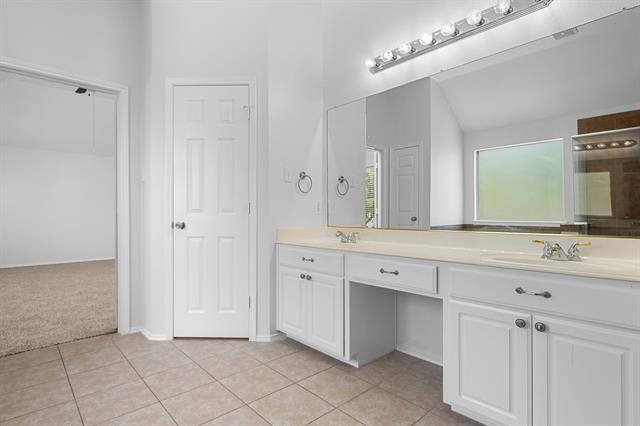 Building Photo - 1423 Winterwood Dr