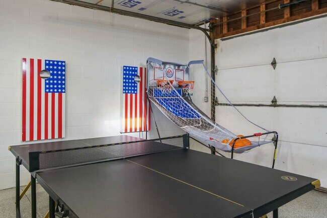 Building Photo - 3576 Portage Point Blvd