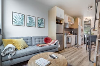 Building Photo - 3843 21st Ave SW