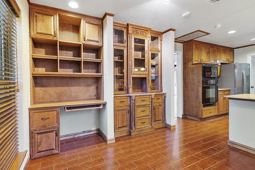 Building Photo - Spacious Arlington home near River Legacy Park