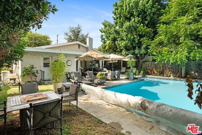 Building Photo - 12237 Hesby St