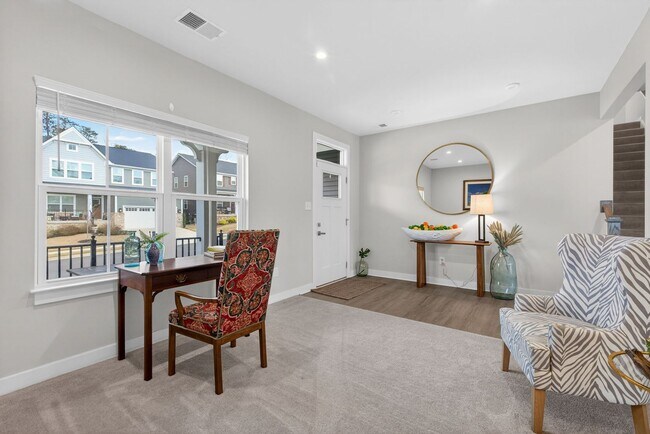 Building Photo - 9733 Goldenrod Ct