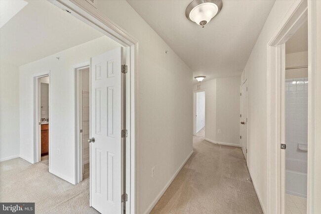 Building Photo - 43518 Stonecliff Terrace