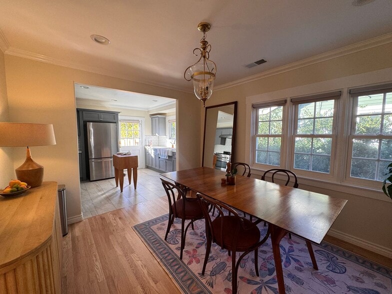 Building Photo - 1789 Walworth Ave