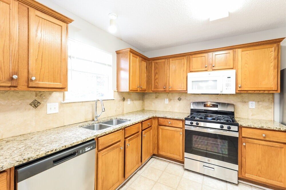 Building Photo - 5501 Vanity Joys Ln