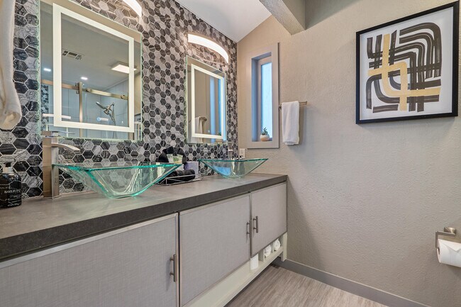 Building Photo - 2222 E Via Escuela