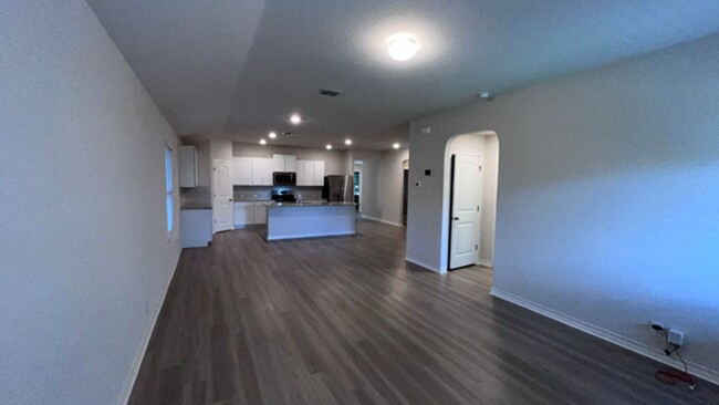 Building Photo - Charming 4-Bedroom Home Available for Rent...