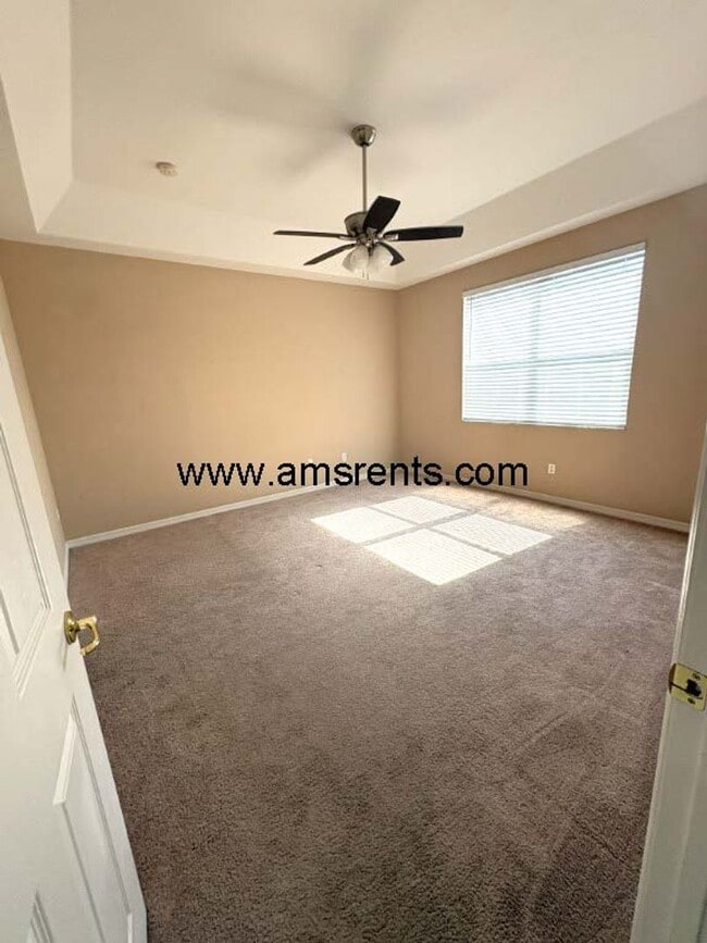Building Photo - Spacious 2 bedroom 2 bath Condo in North Shore at Lake Hart