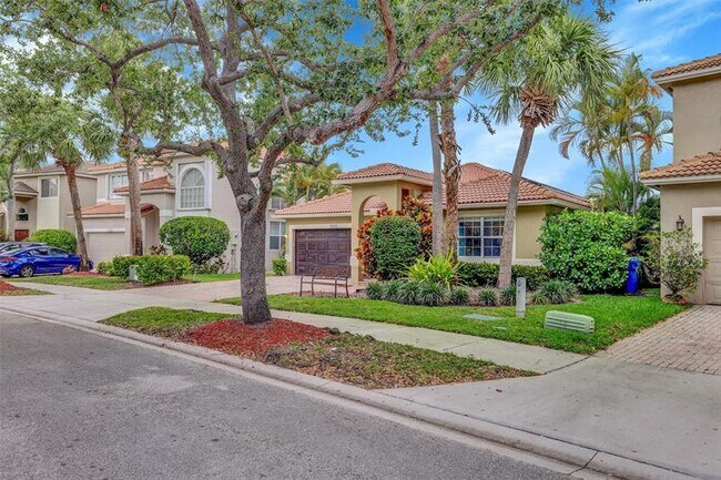 Building Photo - 16417 Sapphire Pl