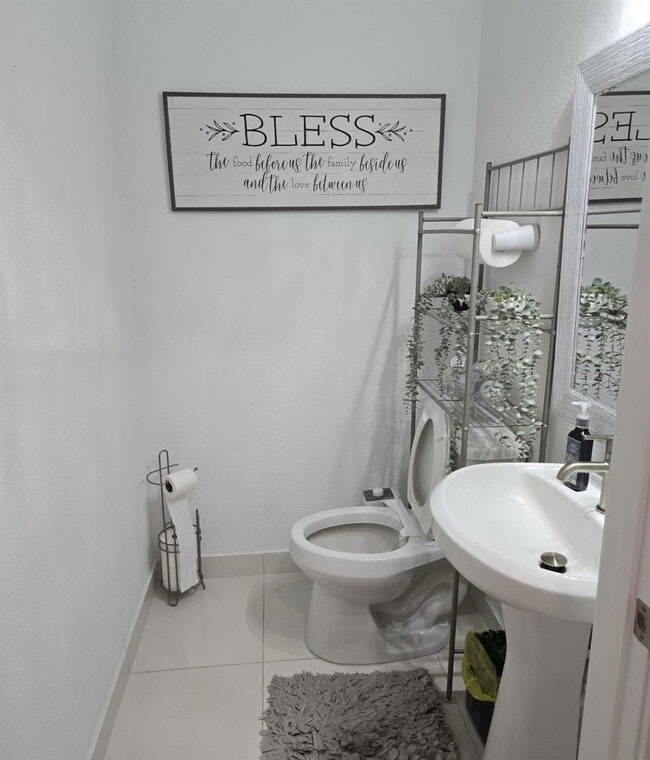 Building Photo - Northwest 12th Avenue, Miami, FL 33128 - 5 BR 4.5 BA single-family home