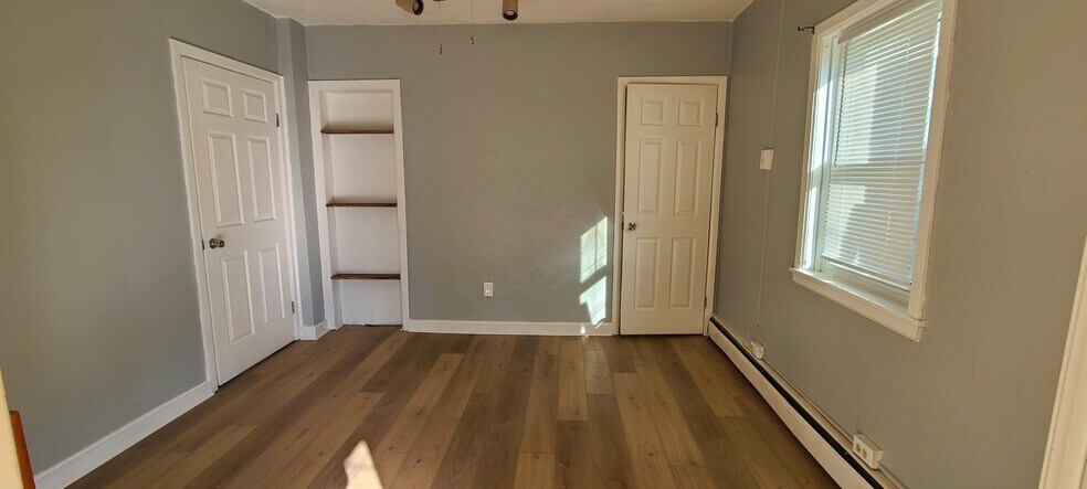 Bedroom 1 - 1232 Elm St