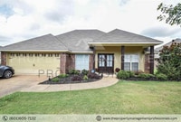 Building Photo - A wonderful home full of character!