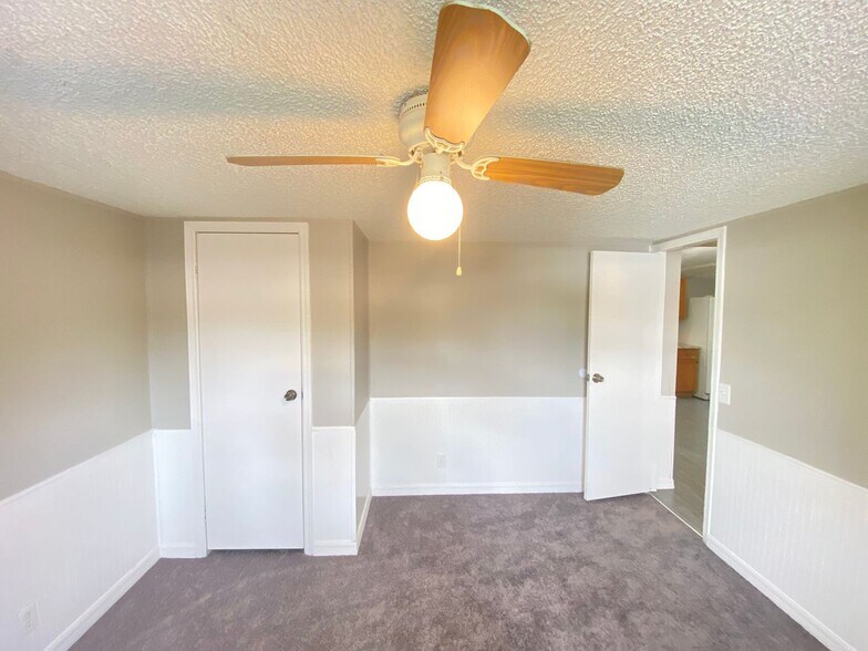 Building Photo - Charming 3-Bedroom, 2-Bath Home with Fence...