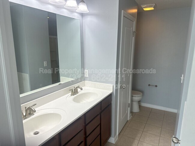 Building Photo - 11461 Reagan Dr