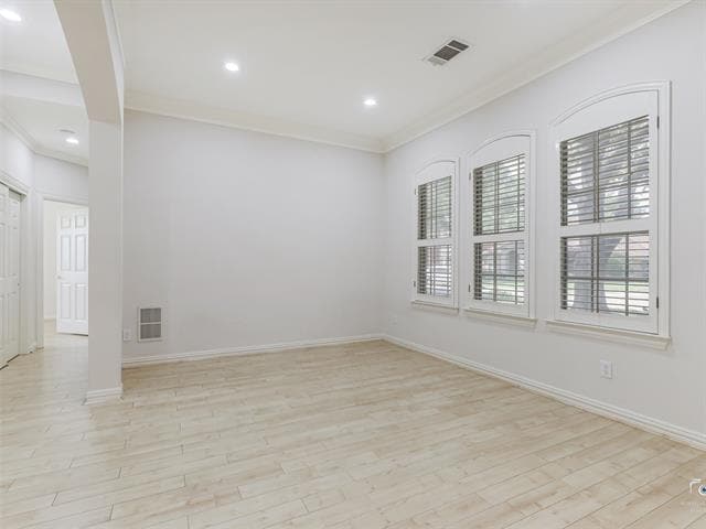 Building Photo - 609 Sunningdale