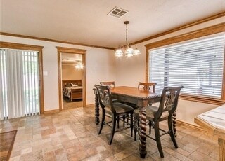 Building Photo - 211 S Fox Dr