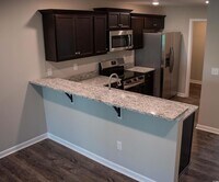 Building Photo - 720 Charter Dr