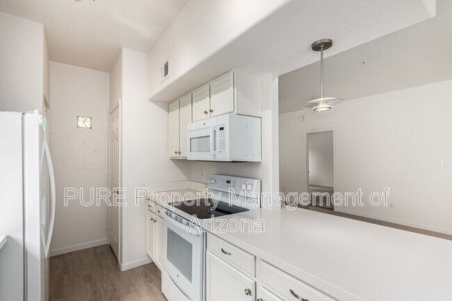 Building Photo - 11333 N 92nd St