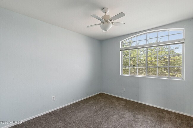 Building Photo - 4274 E Creosote Dr