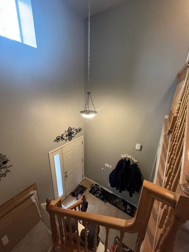 Building Photo - Saratoga Townhome