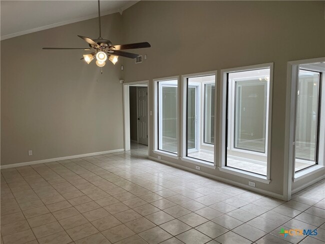 Building Photo - 101 Rio Vista Dr