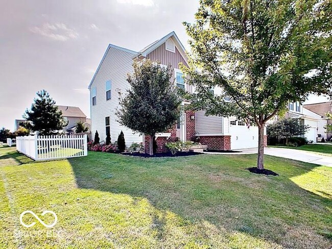 Building Photo - 15266 Harmon Pl