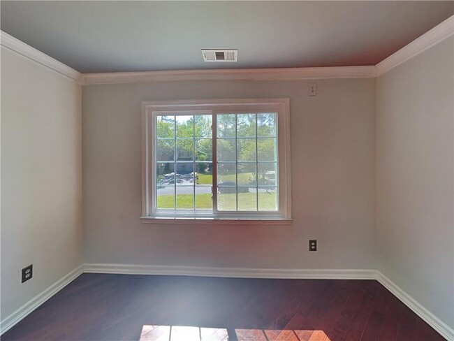 Building Photo - 2871 Wynford Dr