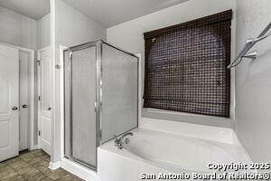 Building Photo - 419 Coyanosa Falls