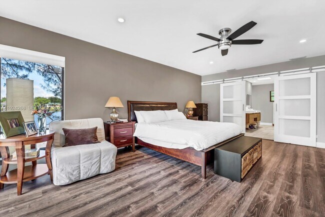 Building Photo - 5800 SW 73rd Ave