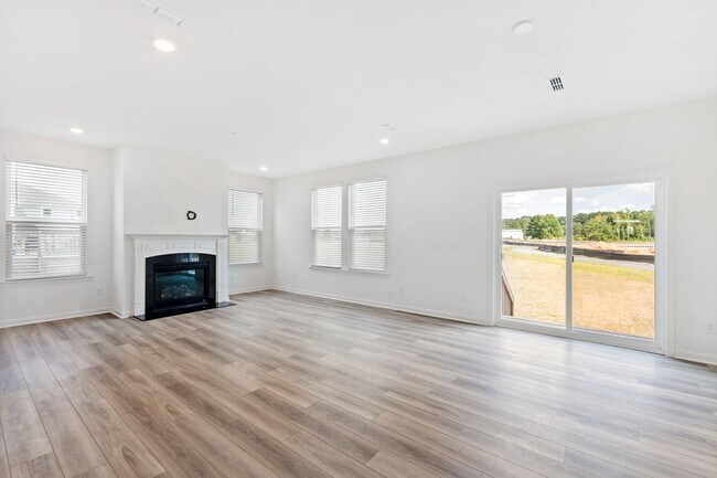 Building Photo - Rolesville Gem: Elegant 5-Bedroom Home wit...