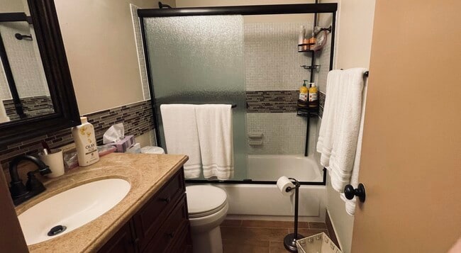 Building Photo - 23 Easthampton A