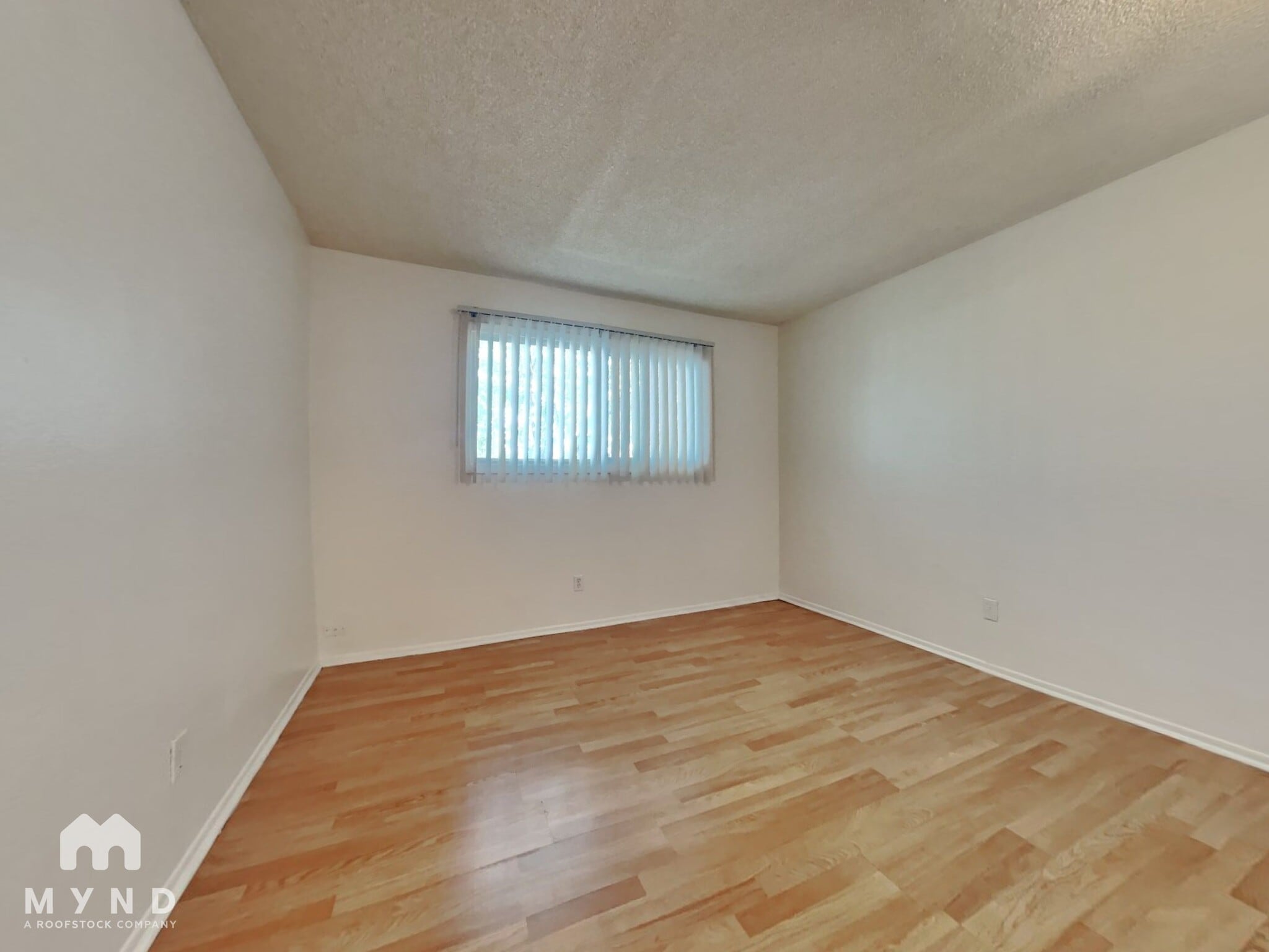 Building Photo - 4305 W Solano Dr N