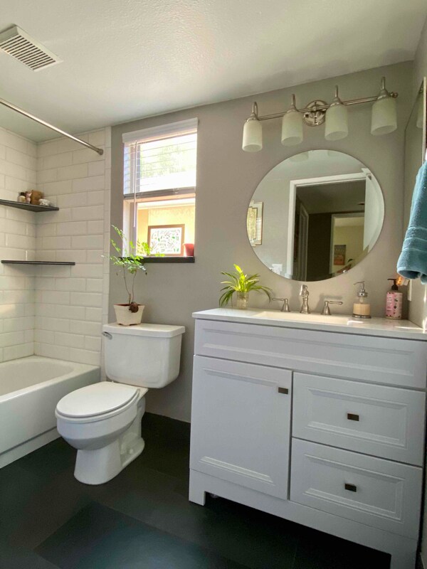 Building Photo - 2006 Haywood Dr