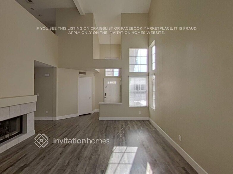 Building Photo - 303 Tuscany Ct