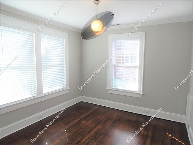 Building Photo - 522 Morgan St NE