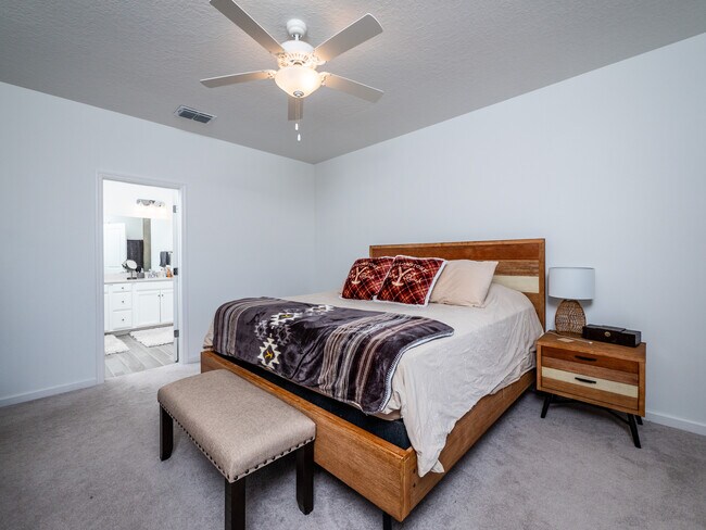 Building Photo - 9052 SW 58th Cir