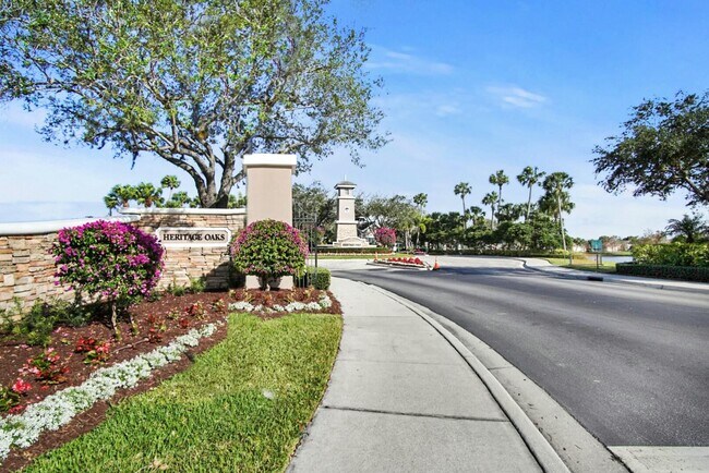 Building Photo - 9772 SW Eastbrook Cir