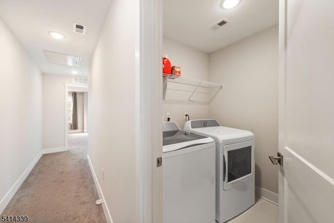 Building Photo - 707 Station Rd