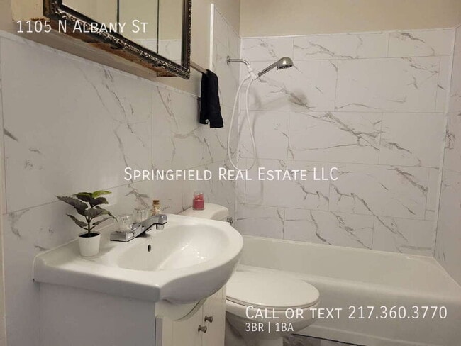 Building Photo - 1105 N Albany St