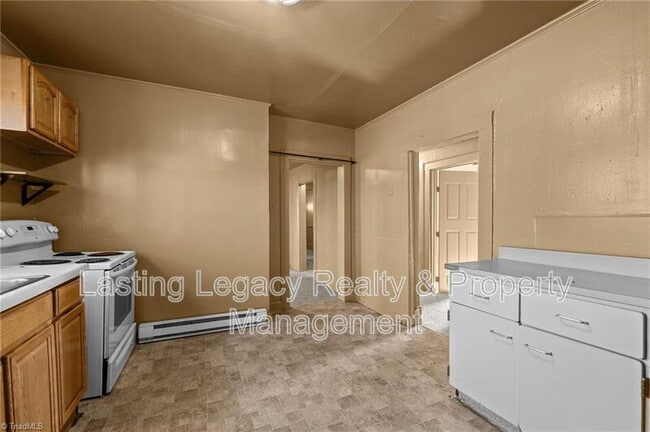 Building Photo - 212 N Laura Wall Blvd