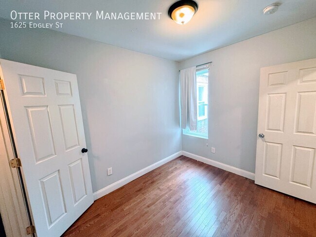 Building Photo - 1625 Edgley St