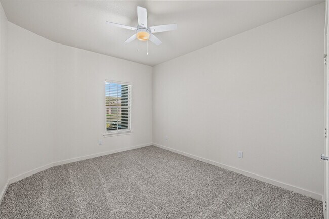 Building Photo - Beautiful townhomes in Frenship ISD!