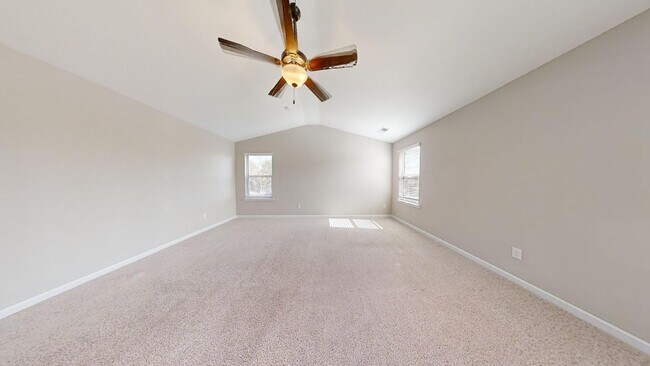 Building Photo - Large Home in The Preserve