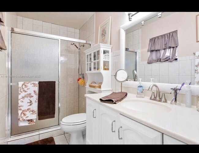 Building Photo - 6160 SW 188th Ave