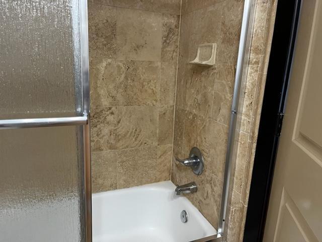 Building Photo - 730 E 3rd St