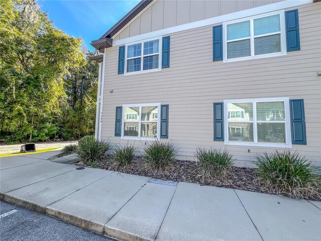 Building Photo - 7348 NW 47th Way