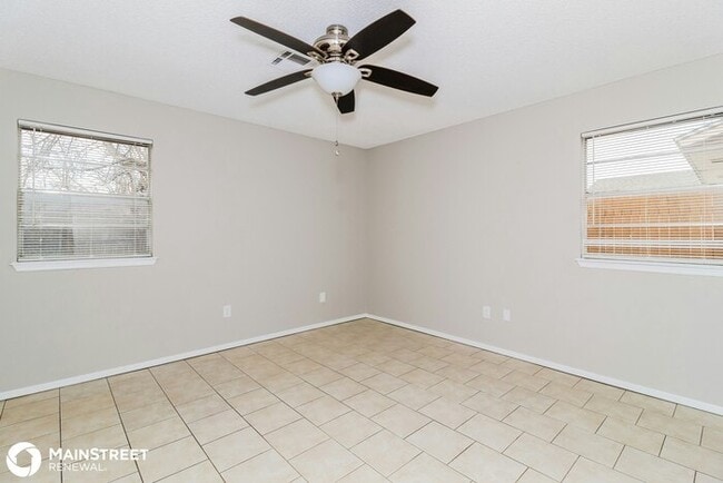 Building Photo - 704 W HILLCREST DRIVE, MUSTANG, OK 73064